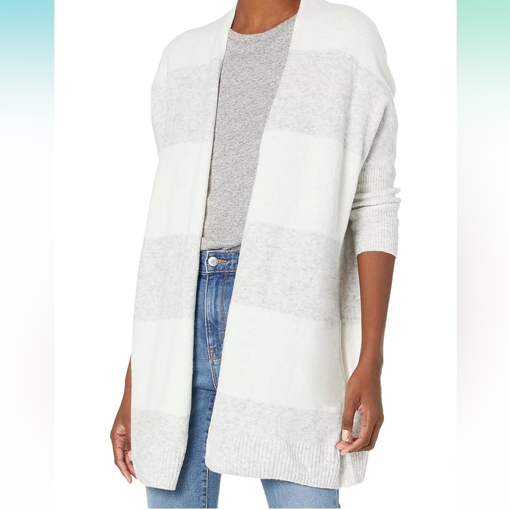 NWOT White and Gray Half Sleeve Cardigan